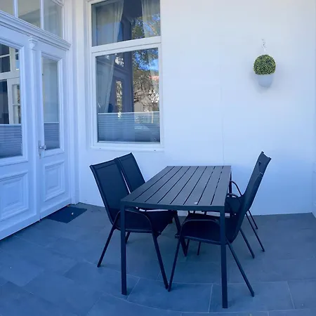 Ferienwohnung Haus Urvasi Lübeck Exterior foto